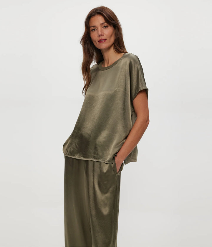 Flow Satin Tee