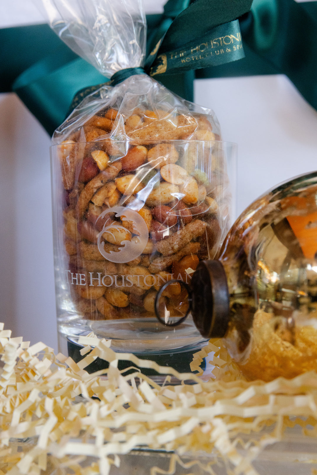 Deluxe Taste of Houstonian Gift Box