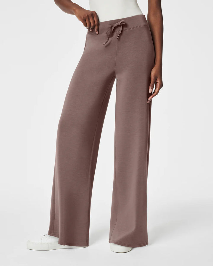SPANX AirEssentials® Wide Leg Pant