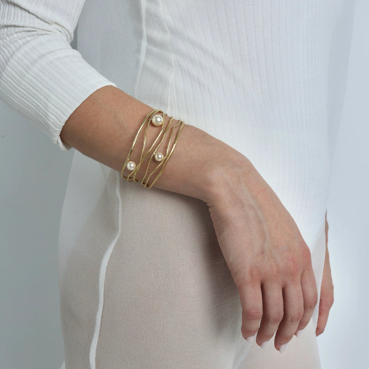 Yvette Pearl Bracelet