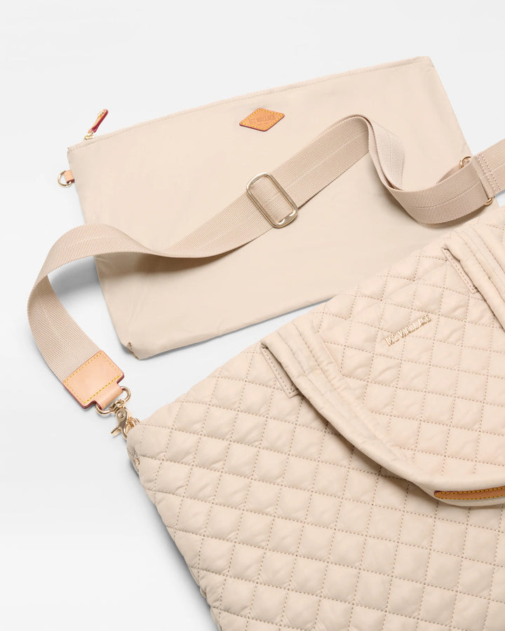 Medium Metro Tote Deluxe