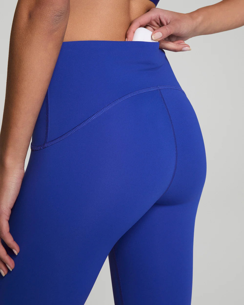 SPANXshape™ Booty Boost® 7/8 Leggings