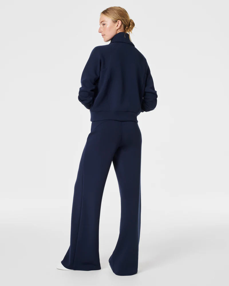 AirEssentials® Wide Leg Pant
