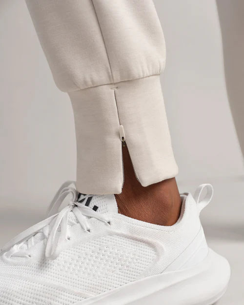 DreamGlow™ Tapered Pant