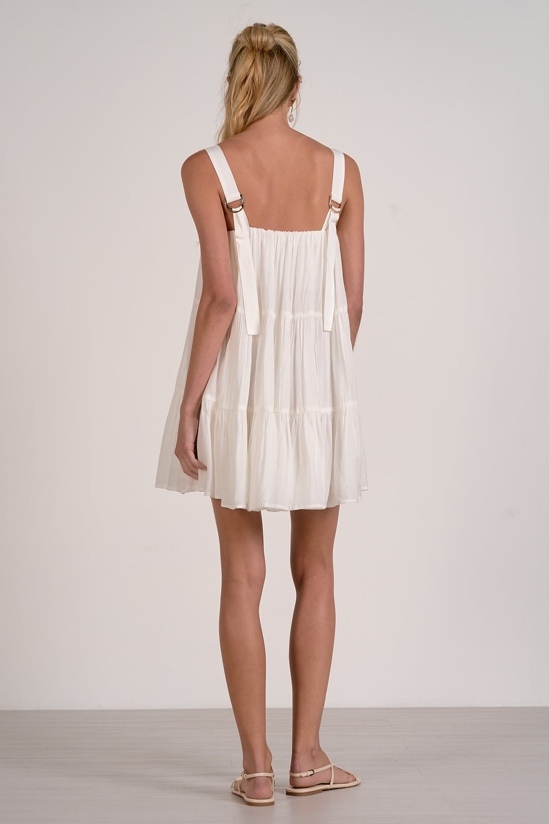Vaura Dress
